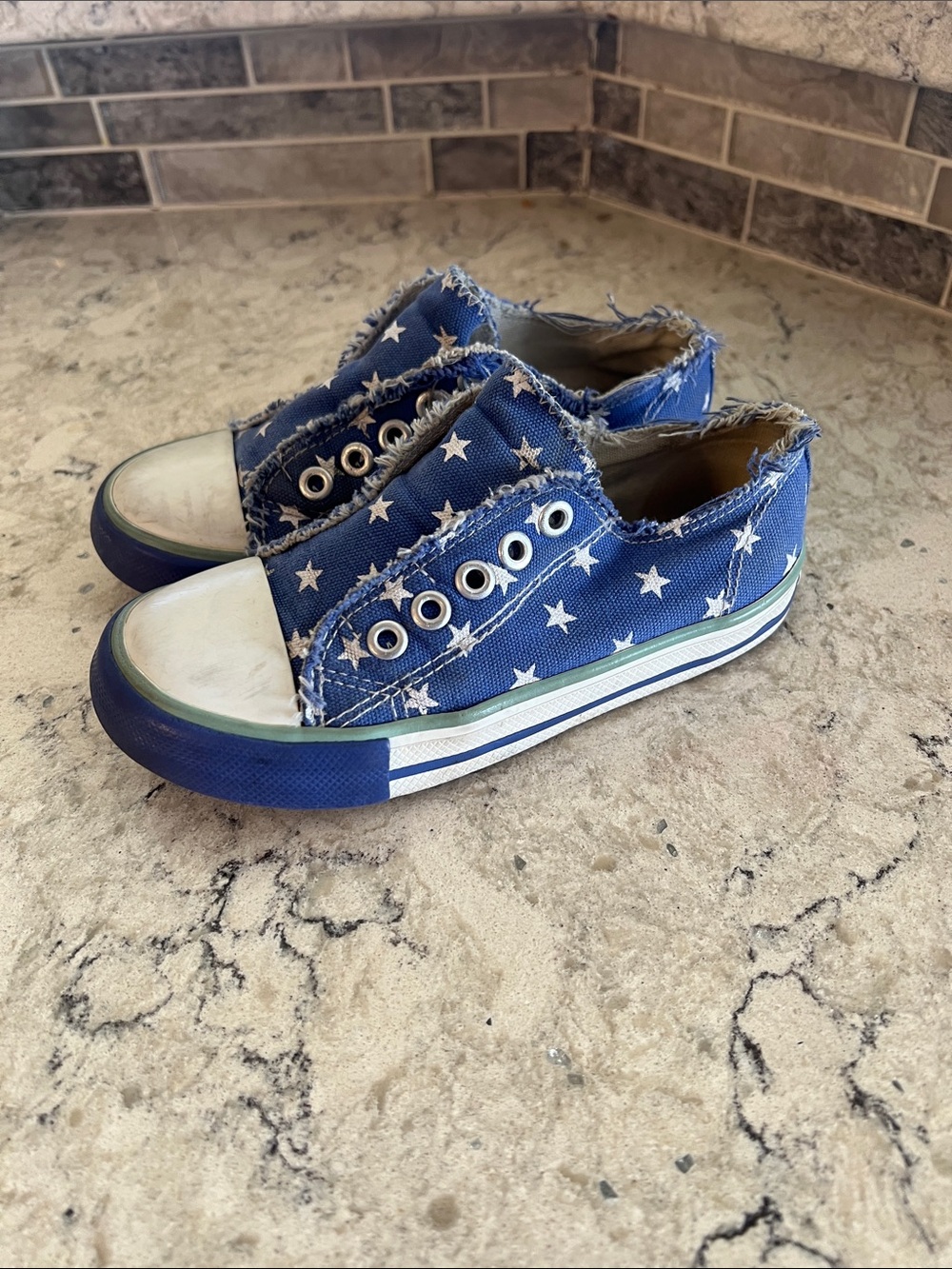 Mini Boden sneakers. Size 11